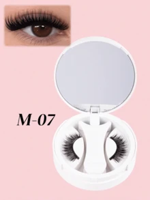 1 对加长翼状天然磁性睫毛，配便携式磁性睫毛盒和睫毛涂抹器套装。无需胶水，随时佩戴方便 - 非常适合日常补妆、通勤、派对、婚礼和旅行场合。 - 自然纖長款 - 查看 16