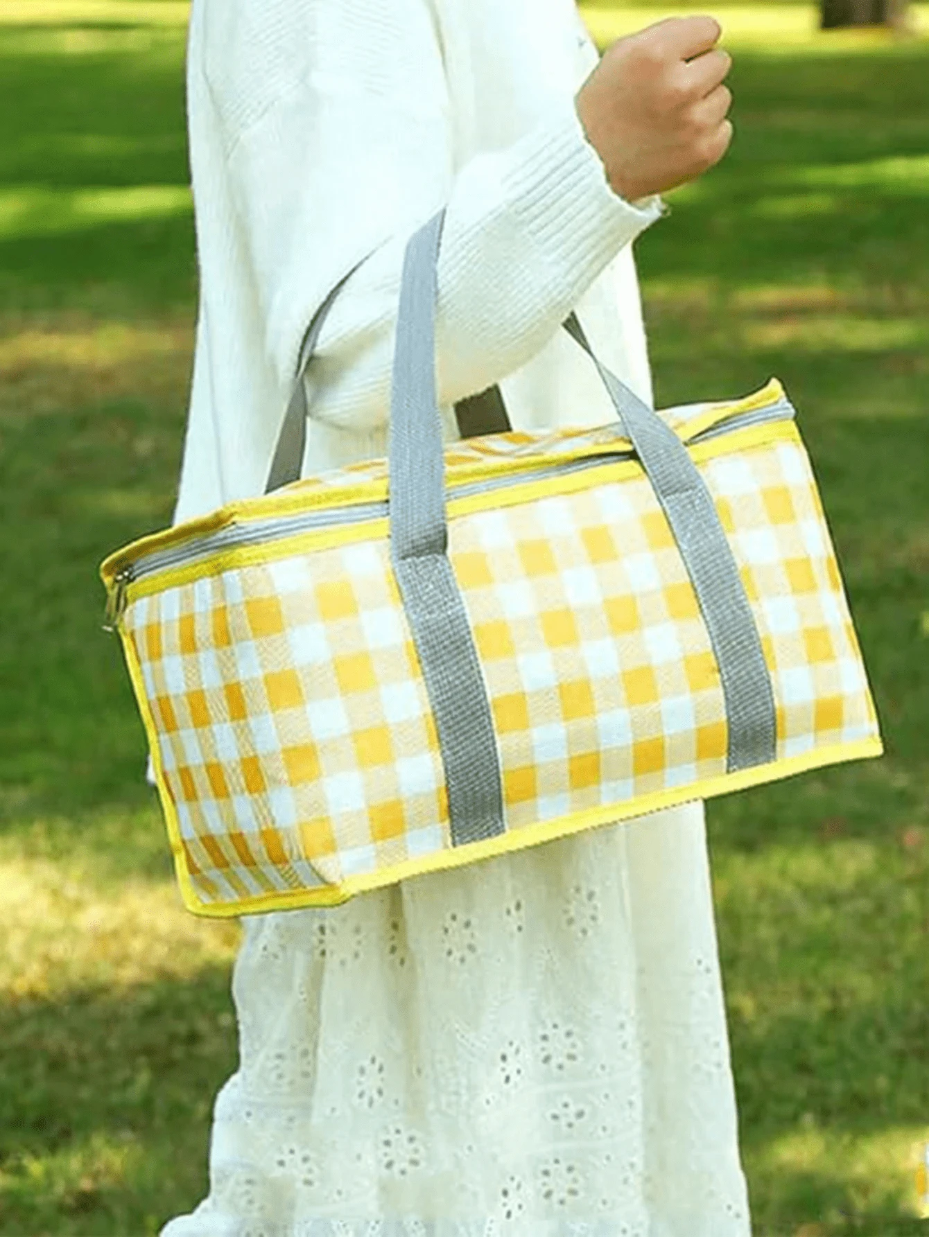 1 PC Zippered Insulated Picnic Basket Refrigerated Bag, Reusable Outdoor Sealed Food Storage Bag, Top Zippered Insulated Refrigerated Bag - Suitable For Hot Or Cold, Picnics, Beaches, Food Delivery, Outdoor Use - Multicolor - View 1