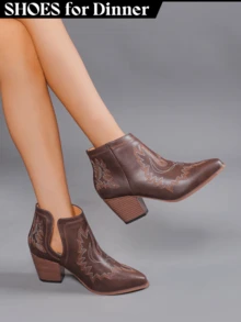 Women's Black Brown Dark Grey White Embroidered Western Ankle Cowgirl Boots – Pull-On Block Heel [Size Up Half Size] - 棕色PU - 查看 1