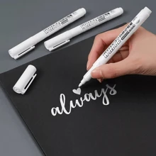 2 piezas de marcadores de pintura blancos impermeables, adecuados para grafitis DIY, madera, vidrio, pintura, cuero sintético y libros contables, regalos de cumpleaños, Navidad, Halloween, Año Nuevo, regalos para amigos, útiles escolares, vuelta al cole