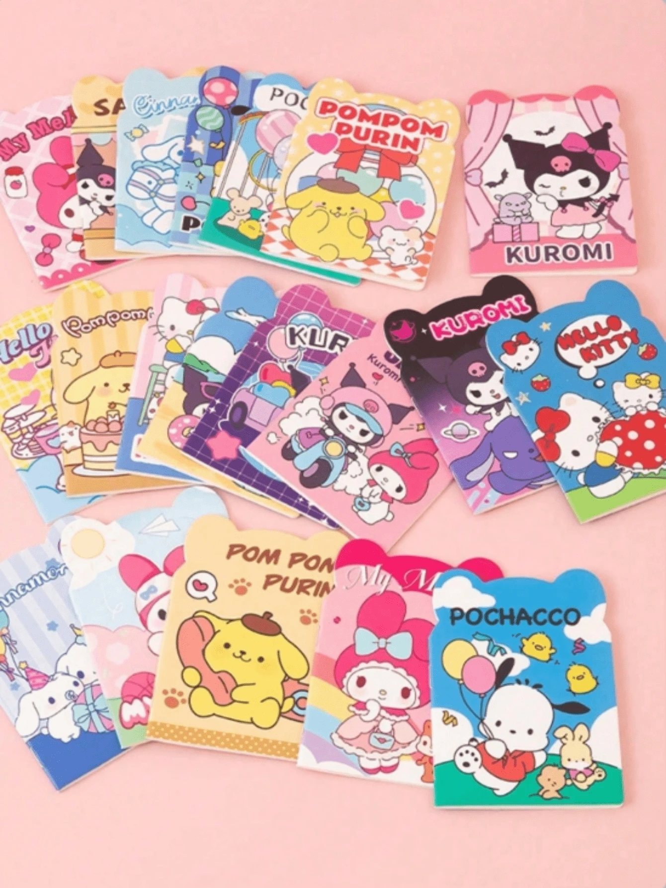 Sanrio 20 taccuini/set con stili casuali, Sanrio Kawaii Hello Kitty Cinnamoroll Kuromi My Melody, taccuini a taschino, quaderni con cartoni animati, articoli di cartoleria per ufficio, regali, (alcune parti possono essere casuali)