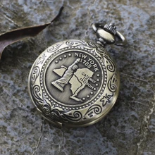 Vintage Bronze Wasserdichter Zinklegierung Kompass mit leuchtender Anzeige - Batterielos, ideal für Wandern und Outdoor-Abenteuer, Klapphülle, Navigationsgerät, Bergsteigen