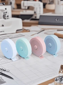 1pc Cute Mini Retractable Automatic Measuring Tape,Soft Tape Measure, Body Sewing Flexible Ruler For Weight Loss Medical Body Measurement Sewing Tailor Craft The Tape Measure Is 1.5 M/60 In Length,Note That During Packaging And Transportation, The Product May Have Scratches, Slight Wear, Scratches, Paint Peeling, Dirt, Cracks, Slight Discoloration, Etc. These Are Not Quality Problems And Will Not Affect The Normal Use Of The Product.