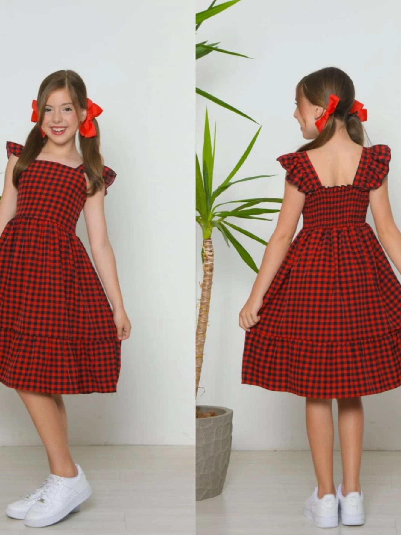 Girls' Checkered Knee-Length Dress For Girls' Fashion, 4 To 12 Years Old | Kids' Dress With Checkered Print And Bow On The Back | Kids' Dress With Elegant Tie And Delicate Details | Ideal For Parties, Outings, School Or Casual Events | Girls' Children's Clothing With Style Inspired By Social Networks | Kids' Dress In Black, Pink, Red, Green, Blue And Orange | Girls' Dress With Ruffle Sleeves And Flared Fit | Summer Kids' Clothing With Classic Checkered Print | Dress With Elastic On The Back For A Better Fit | Elegant Dress For Parties, Birthdays And Outings | Light, Cool And Comfortable Fabric | Girls' Children's Fashion For Modern Girls | Sizes From 4 To 12 Years Old | Cute And Stylish Look For Everyday Life | Dress For June And July Parties | Ideal For Square Dancing And Country Parties | Beautiful And Affordable Girls' Clothing | Charming Children's Look With A Retro And Current Touch. - 紅色 - 查看 1