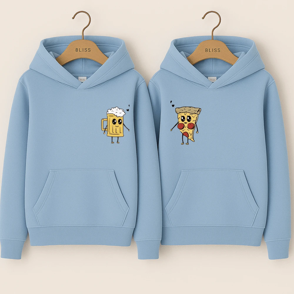 Moletom Canguru Casal Namorados Estampa Pizza que Se Completa Tecido Macio Agasalho Quentinho Inverno Coleção Especial Fofo Romance Amor - Masculino - Azul Bebê - Visão 1