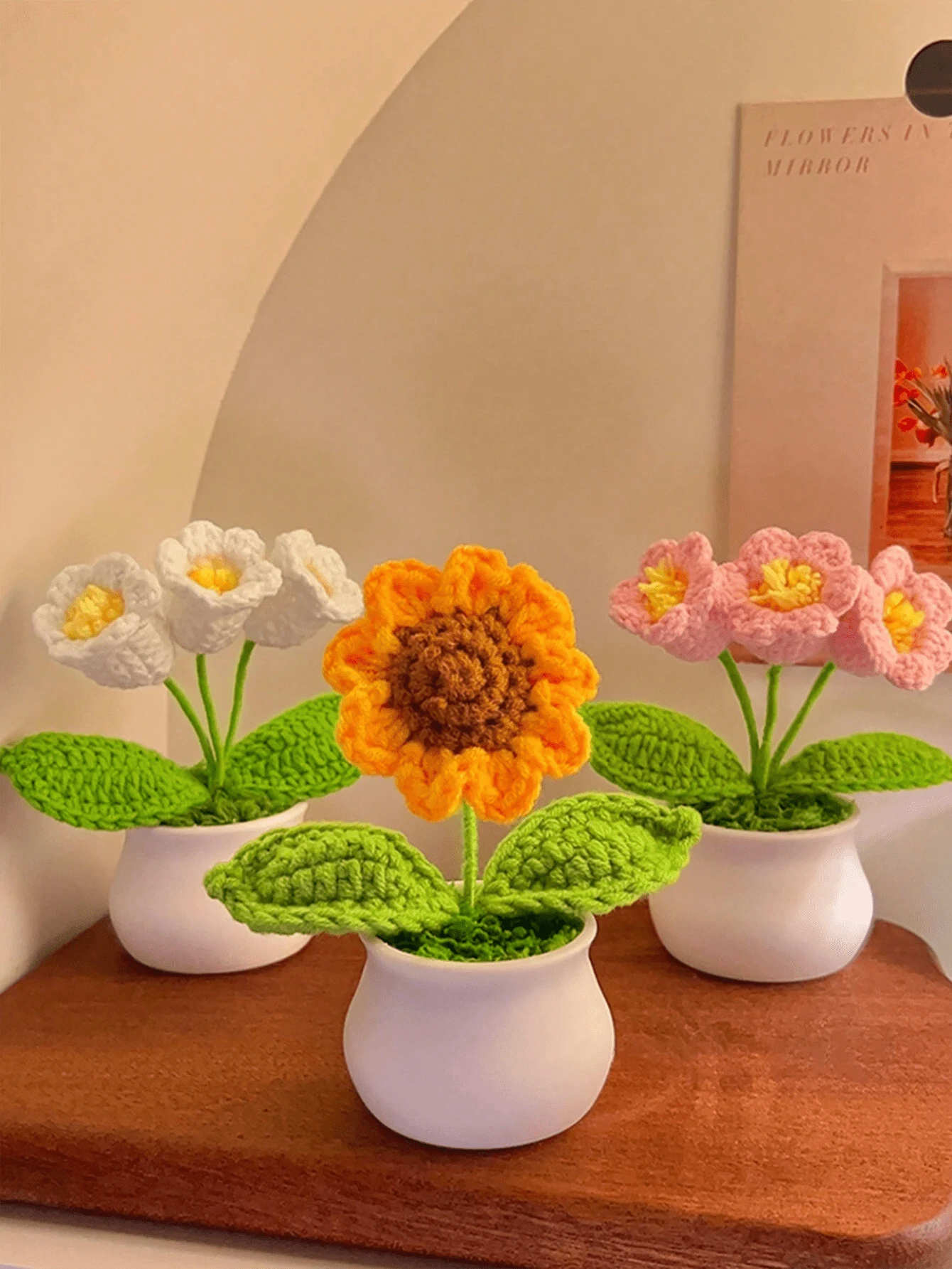 1朵玫瑰/向日葵手工编织羊毛桌面装饰摆件，浪漫手工编织仿花盆，家居装饰迷你挂件，编织线钩针配件，适合情人节、教师节、毕业礼物