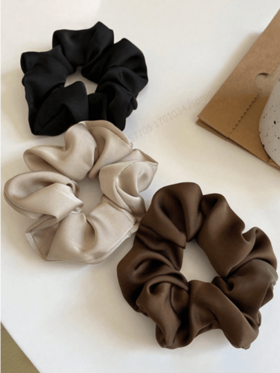 3件装女士缎面发圈，优雅丝滑发绳，简约纯色亮面发饰，适合扎马尾辫和日常佩戴，女士发饰，美发工具，美容配件，卷发饰品，发饰，女士发饰，秋季，旅行，美发工具，女士配饰，发饰，秋季，发饰，女士发饰，旅行，发饰，女士配饰，发饰，女士发饰，美发工具，发饰，美饰，礼品，旅行，女士礼品，发饰，圣诞袜填充物，圣诞袜填充物，女士圣诞袜填充物，女士圣诞袜填充物，礼品，礼品，圣诞袜填充物，女士礼品，礼物，礼物，成人圣诞袜填充物，成人圣诞袜填充物，发饰，女士配饰，圣诞袜圣诞礼物、成人礼发饰、发饰、女士礼物创意、美妆圣诞袜填充物、女士礼物
