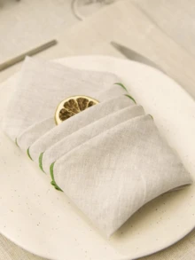 1/2/6/10 件绿色镶边米色布餐巾，适合婚礼、情人节和家居装饰