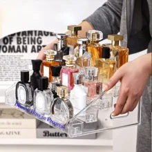 1 件可定制化妆品收纳架，5 层透明亚克力展示整理架，多用途收纳香水、口红、防晒霜和各种化妆品瓶，是送给女朋友、母亲、生日、情人节的理想定制礼物