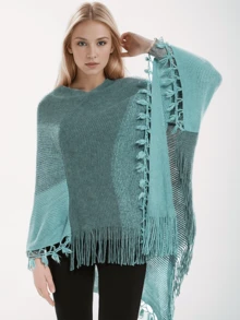 1 件纯色镂空蝙蝠翼流苏针织斗篷