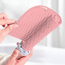 1 Pieza Almohadilla de silicona multiusos resistente al calor, soporte para rizador, almohadilla de aislamiento térmico, protector de escritorio antideslizante con textura, estera anticalor reutilizable para herramientas de belleza, alfombrilla de estación de estilo resistente a arañazos, accesorios de peinado resistentes al calor para planchas, rizadores, salón en casa, seguridad del mostrador del baño, almacenamiento de herramientas de belleza, uso en múltiples superficies, esenciales de tocador