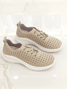 RevReaL Lightweight Knit Lace-Up Sneakers with Contrast Sole純色Preppy學院 - 米色 - 查看 3