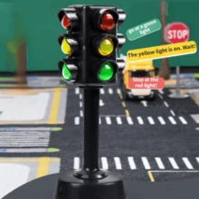 Creative Traffic Light Model Toy, Red And Green Light Recognition Desktop Small Toy - Multicolor - View 3