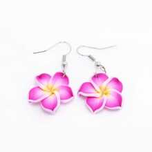 Hawaiian Beach Style Soft Clay Frangipani Earrings, Cute Flower Patterns, Pendant Earrings, Hypoallergenic, Rust-Proof, Suitable For Gatherings, Decorations, Parties, And Beach Wear [Multiple Specifications Available]
