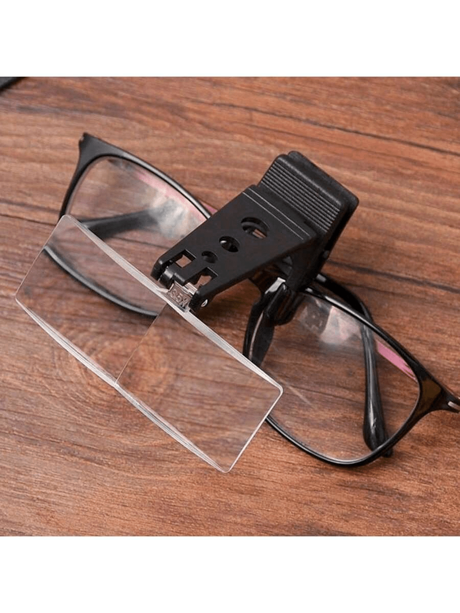 Aufsteckbare Lupe, 1,5 X 2,5 X 3,5fach vergrößernde Kunststoff-Clip-On-Lesebrille, 3 transparente Lupen-Linsen, für Lesen von Kindern, älteren Menschen, handgehalten (transparent)