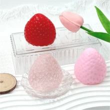 1 件红色/粉色/透明草莓挞挤压玩具 - 慢回弹减压玩具，适合青少年、成人、办公室和派对、圣诞惊喜礼物、握力/感官训练/自闭症手眼协调练习（迷你硬质材料） - 彩色 - 查看 17