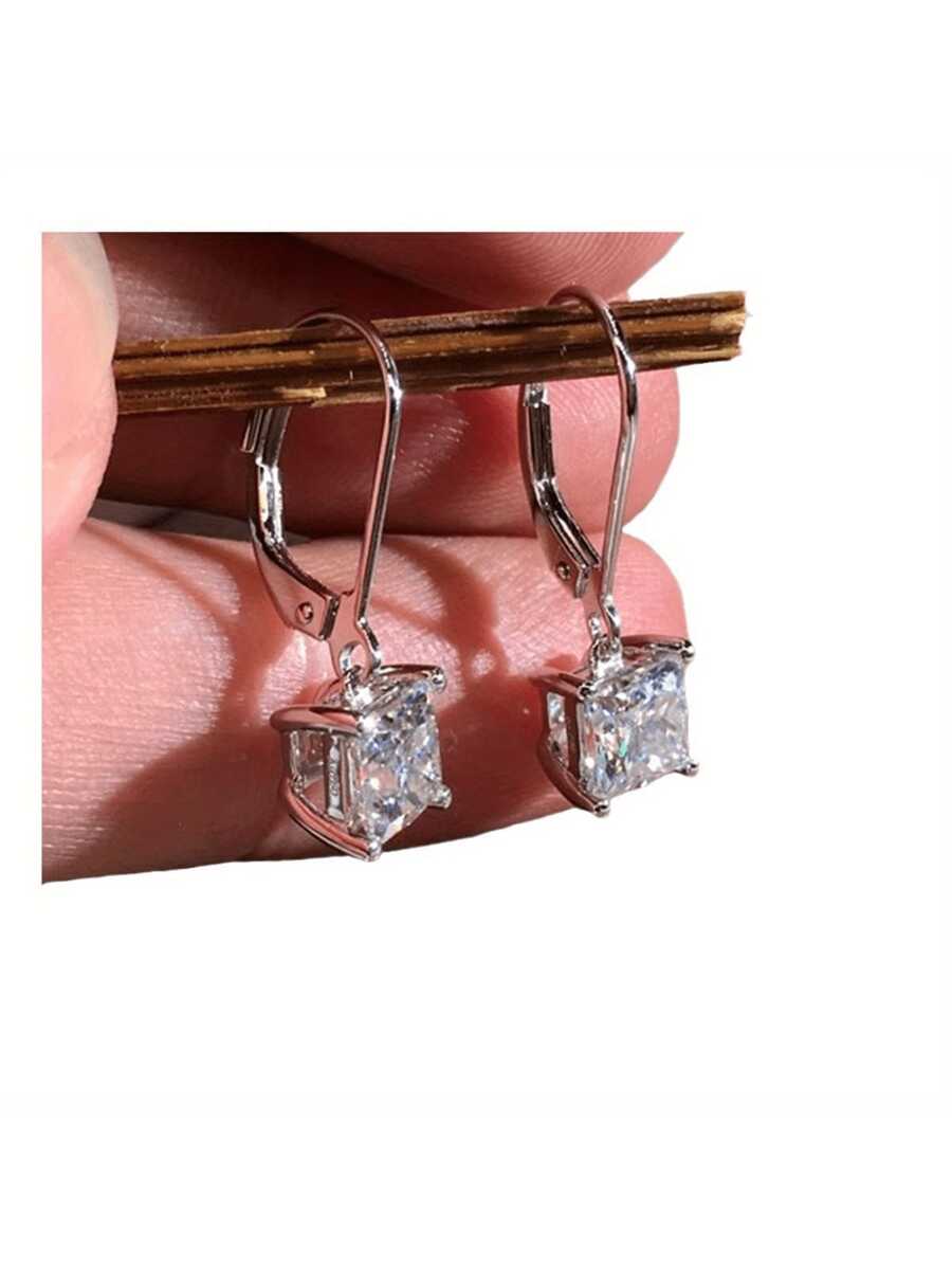 Elegant Square Pendant And Round Earrings Set - Ideal For Weddings And Special Occasions