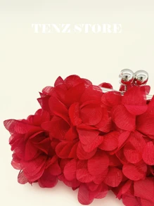 Elegant Red Floral Petal Satin Evening Clutch Bag – Double Chain Design, Handheld & Crossbody, Perfect For Prom, Spring Weddings, Parties, Cocktail Events, Vacation Looks, Graduation, Gender Reveal Party And Formal Occasions
