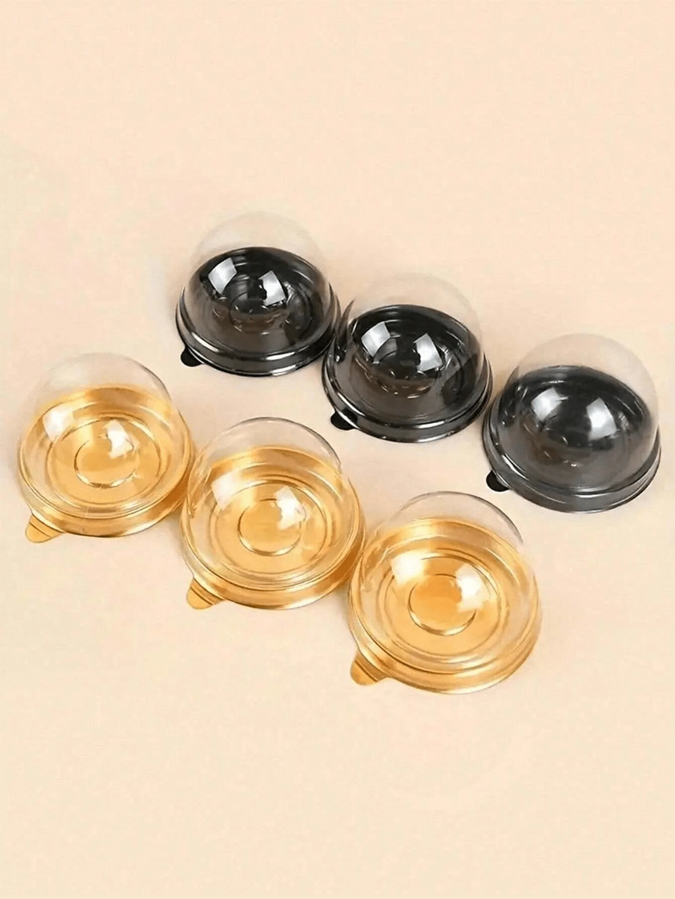 50 piezas Cajas de pastel mini transparentes con tapas, soportes redondos para magdalenas, envases de plástico para pastelitos de huevo y yema, cajas cúpula para pasteles de luna, cajas de embalaje para dulces y chocolates, cajas de embalaje para hornear, utensilios de cocina, suministros de cocina, para fiestas de Navidad y boda (Negro)