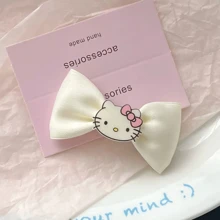 Sanrio 2 Stücke Sanrio Hello Kitty Cartoon süße rosa Hello Kitty Haarspangen und Haarband, geeignet zum Verschenken und für den täglichen Gebrauch (einige Teile können zufällig sein), Rückkehr zur Schule