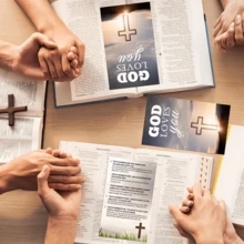 100张（10套=100张）励志圣经经文祷告卡，印有“上帝爱你”字样 - 哑光表面，非常适合用来鼓励和增强信仰，是理想的礼物。 - 上帝愛你-灰色 - 查看 4