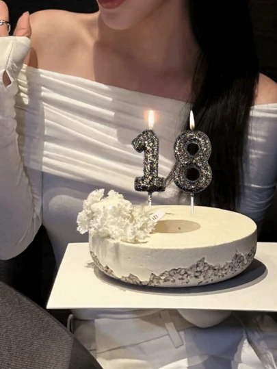 1 件黑色主题彩色闪光编号蜡烛适合生日庆祝、节日派对和庆祝活动。