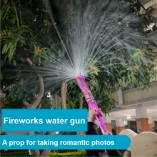 烟花水枪，户外夏季水上娱乐玩具，适合家庭、泳池派对游戏、消暑、摄影道具、青少年夏日乐趣、节日/生日礼物，送给家人和朋友 - 彩色 - 查看 4