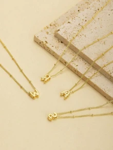 1pc Personalized White Shell Letter Necklace, Stainless Steel Material, Non-Fading, Women's Letter Necklace - Gold - View 4