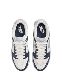 Nike DUNK Women's Sneakers Sail/White/Armoury Navy/Wolf HV2390-100 - 帆白/白色/海軍藍/狼 - 查看 3