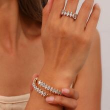 1pc Adjustable Luxurious Artificial Zirconia Eye-Shape Bangle