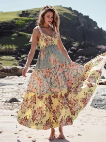 Nuovo vestito elegante primaverile/estivo con stampa floreale, spalline a spaghetti, senza schienale, fiocco, stile bohémien di , in chiffon, effetto snellente in vita