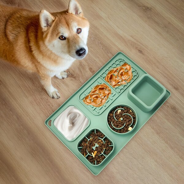 1pc Multi-Functional Rectangular Pet Silicone Slow Feeder Mat To Slow Down Eating Speed
