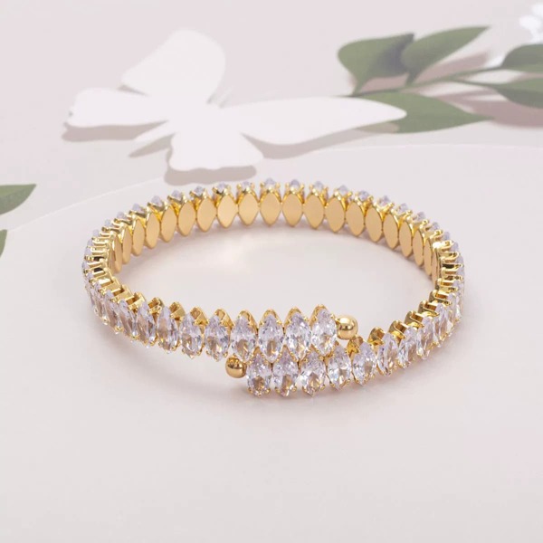 1pc Adjustable Luxurious Artificial Zirconia Eye-Shape Bangle