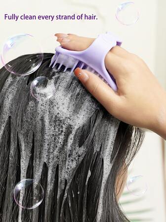 这款镂空设计的可穿戴手柄按摩梳适合男士和女士使用，干湿两用。具有按摩头皮和清洁头发的功能。