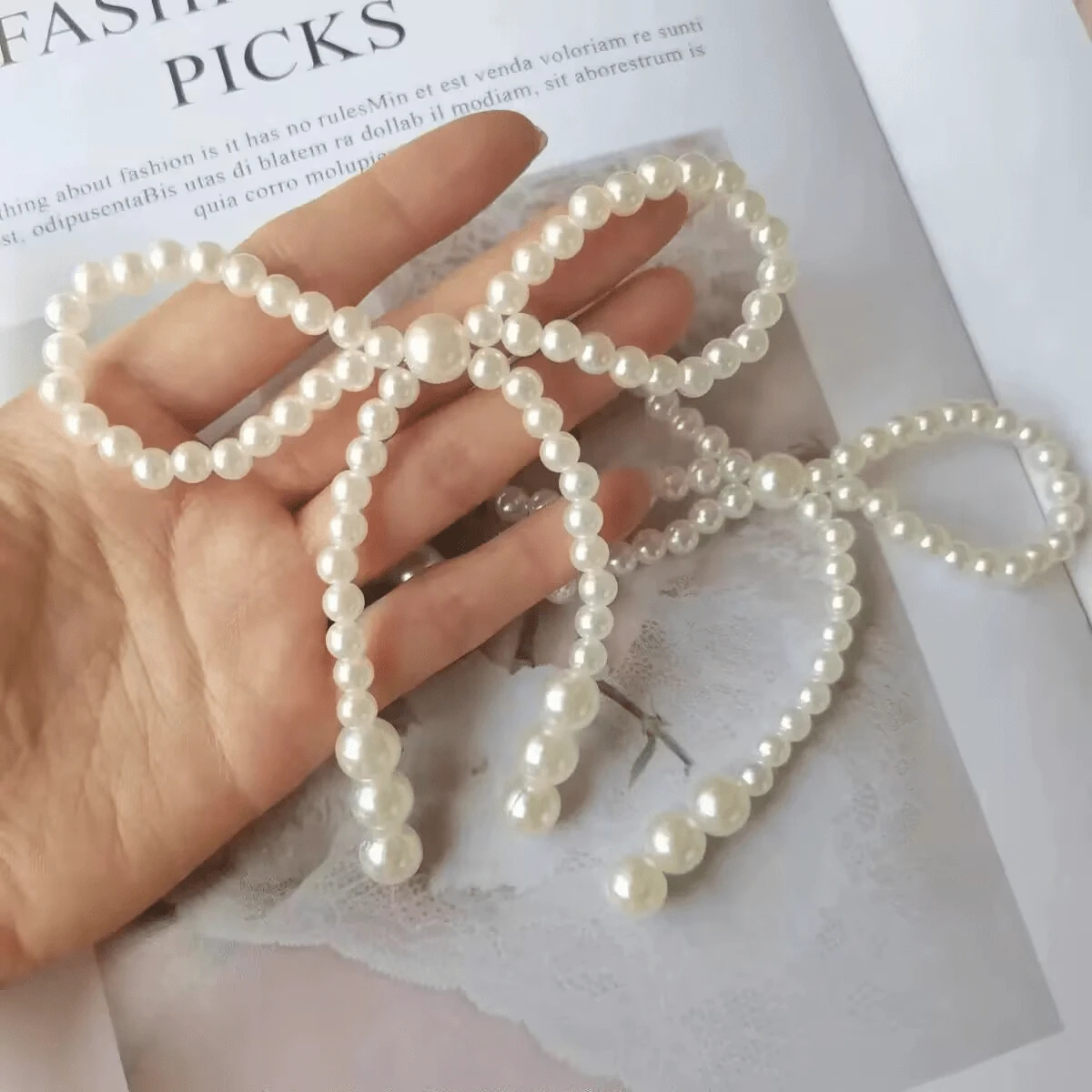 Juego de 10 piezas/5 piezas - Decoración de lazos con perlas falsas, suministros para fiestas con cuentas, accesorios de instalación para floristerías y tiendas de flores, decoración DIY para fiestas y florales, decoración de pasteles con lazos de perlas, decoración de lazos, cuentas y flores para guirnaldas. El conjunto de decoración romántica para pasteles es adecuado para cumpleaños, aniversarios, bodas, decoración festiva y regalos para buenos amigos. - Multicolor - Ver 1