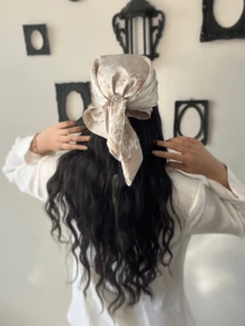 1条女士浅咖啡色碎花沙滩度假风70厘米方巾，日常休闲头巾，颈巾，发带，适合连衣裙、假日、旅行等场合。 - 淺咖色 - 查看 2