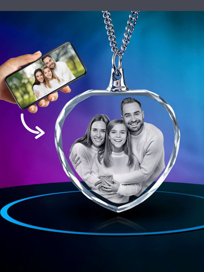 1pc Laser Engraved 2D White Crystal Pendant Necklace, Personalized Portrait Engraved Heart-Shaped Crystal Necklace, Christmas Gift For Family And Friends, Multi-Functional, Colorful, Modern, Custom, Personalized, Unique, Ideal Gifts For Him, Ideal Gifts For Her, Boyfriend, Dad, Girlfriend, Mom, Family, Friends, Tea Room, Home, Garden, Office, For Anniversaries, For Valentine's Day, For Mother's Day, For Birthdays, For Father's Day, For Graduation, For Weddings, For Housewarming,Back To School Fashion