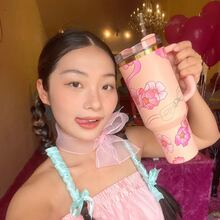 Compatible With Stanley 40 Oz H2.0 Tumbler With Handle, Double Walled Vacuum Insulated Stainless Steel Water Bottle Premium Summer Drinkware Portable Handy Flask Travel Mug Iced Coffee Cup For Outdoor Camping, Hiking, Driving, Travel, Perfect Gift Idea - 粉紅色花 - 查看 5