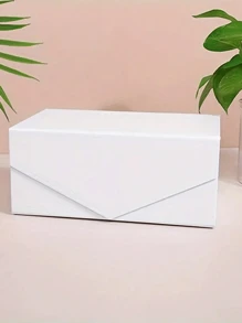 1pc White Gift Box With Black Magnetic Closure, Sturdy Paper Packaging With Cover, Suitable For Wedding Favors, Christmas, Halloween, Birthday Occasions