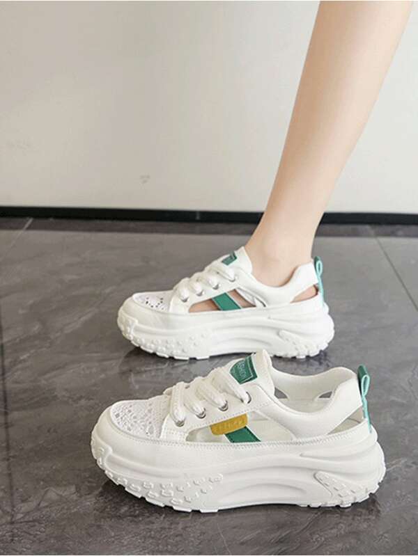أحذية رياضية جلدية كاكي للنساء، موضة ربيع/صيف/خريف جديدة، أحذية كاجوال سميكة الأربطة للتنزه والرحلات الخارجية، أحذية تنفس شبكية للتزلج، صنادل نسائية مفرغة، أحذية نسائية بكعب سميك للارتداء السهل (يُنصح بطلب مقاس أكبر)