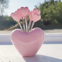5 Stücke Fruchtgabeln - rosa, herzförmige Edelstahl Salat, kreative Kuchen Dessert Gabeln, geeignet für Valentinstag, Weihnachten, Hochzeiten und Partys. Perfekt zum Servieren von frischen Früchten und Snacks, Party Geschirr | romantisches Thema | Geschirr, Fruchthaltende Tafelausstattung