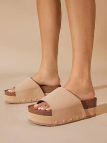 Revreal Schwarze Plateau-Sandalen – Lässig mit einem kräftigen Rand Bohemian Niedlich Elegant Elegant Resort Mode Strand Lässig Freizeit Nieteneinlage Strand - Khaki - Übersicht 1