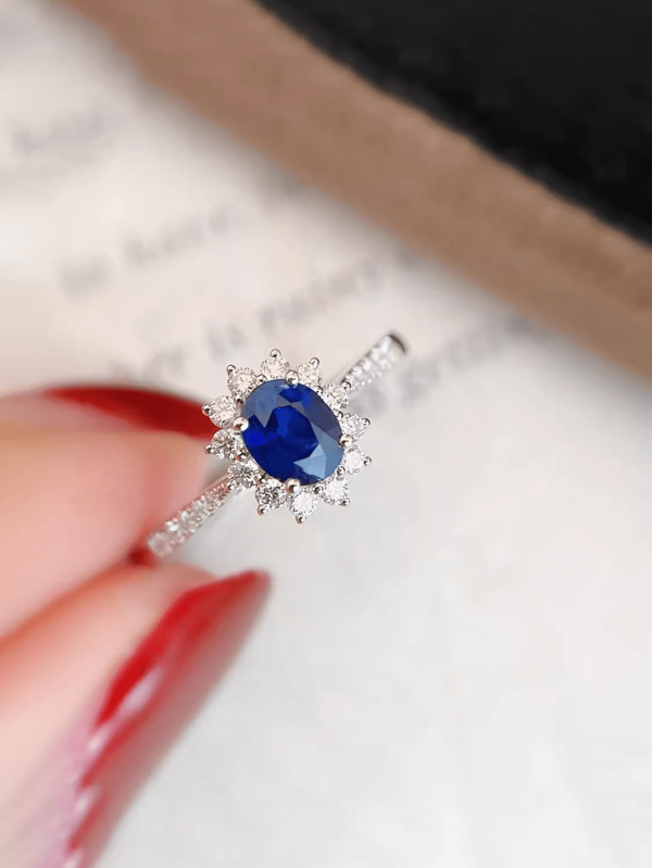 1 Peça Anel de Prata Esterlina 925 com Micro Incrustações Azul Marinho Bonito, Adequado como Presente do Dia das Mães para a Mãe