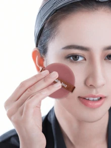 FSJF FIX 13件套专业化妆刷套装，包含斜角粉底刷、轮廓刷、腮红刷、散粉刷、眼影刷、遮瑕刷、高光刷、晕染刷以及2个棕色化妆海绵，适用于眼影、粉底、BB霜、遮瑕膏等，柔软多功能化妆工具，专为女性设计。 - 彩色 - 查看 5