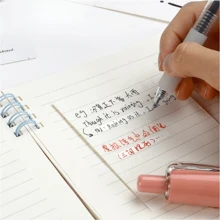 4 Pezzi di nastro correttore retrattile a forma di penna, design compatto e alla moda, nastro bianco cancellabile, ideale per la scuola e l'ufficio, forniture scolastiche, ritorno a scuola
