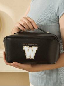 Bolsa de cosméticos de piel sintética impermeable, con bolsa de almacenamiento de cosméticos con letra, bolsa de cosméticos de gran capacidad y de doble capa, bolsa de mujer multifuncional para viajes, neceser, organización y almacenamiento de cosméticos, organización y almacenamiento del baño, esenciales para viajes, esenciales para cruceros, accesorios de viaje, almacenamiento de baño, almacenamiento de joyas, almacenamiento de labiales, almacenamiento de esmaltes de uñas, regalo de Pascua, regalo para dama de honor, regalo del Día de la Madre