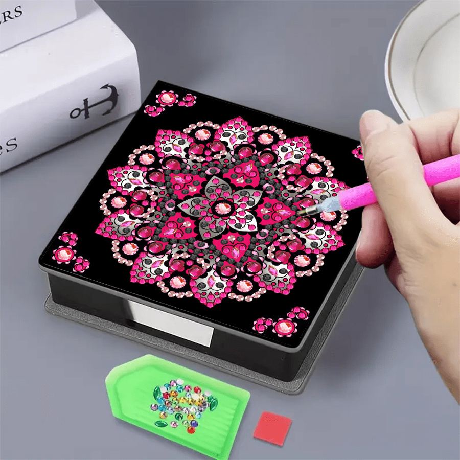 1 Peça DIY Pintura de Diamante Design Mandala, 5 Obras de arte assimétricas com pedrarias embutidas, Bloco de Anotações em Couro Preto com 160 Folhas, Ideal para Casa, Escritório e Suprimentos Escolares, Artesanato, Papelaria Fofa, Presente de Feriado
