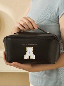 Bolsa de cosméticos de piel sintética impermeable, con bolsa de almacenamiento de cosméticos con letra, bolsa de cosméticos de gran capacidad y de doble capa, bolsa de mujer multifuncional para viajes, neceser, organización y almacenamiento de cosméticos, organización y almacenamiento del baño, esenciales para viajes, esenciales para cruceros, accesorios de viaje, almacenamiento de baño, almacenamiento de joyas, almacenamiento de labiales, almacenamiento de esmaltes de uñas, regalo de Pascua, regalo para dama de honor, regalo del Día de la Madre