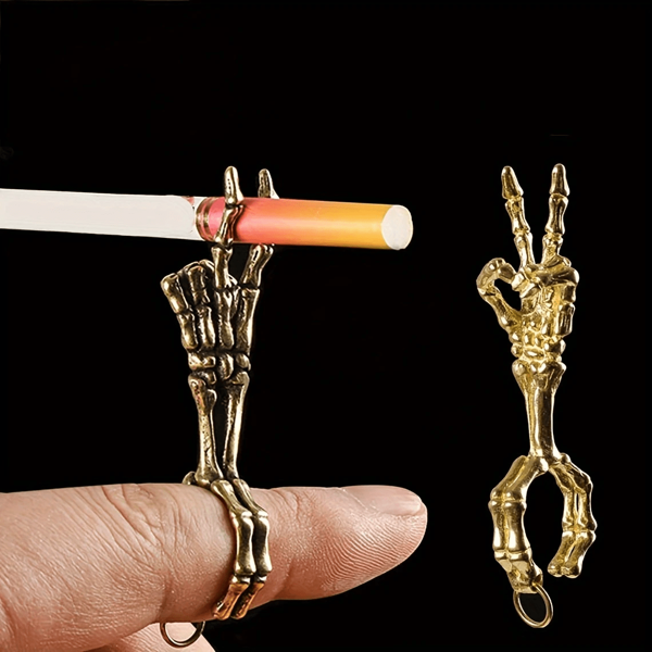 1 pieza Anillo para cigarrillos con clip de mano de cráneo vintage - Metal antiamarillento, soporte de dedo de esqueleto gótico para hombres, anillo de dedo con clip portacigarro engrosado creativo para fumadores, accesorio retro elegante, disponible en oro o plata