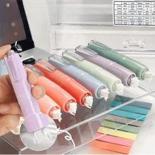 4 Pezzi di nastro correttore retrattile a forma di penna, design compatto e alla moda, nastro bianco cancellabile, ideale per la scuola e l'ufficio, forniture scolastiche, ritorno a scuola
